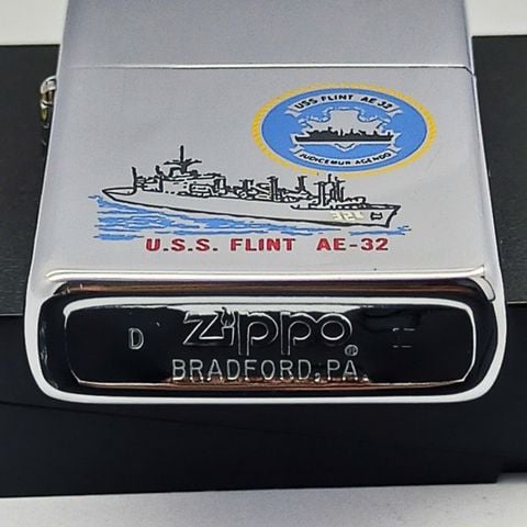 Bật Lửa Zippo Đồng Khối Mạ Chrome Chủ Đề Tàu Chiến Hiếm Gặp Năm 1990 Đời VI La Mã ZL708