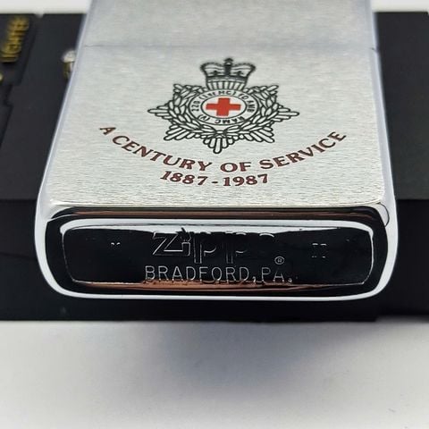 Bật Lửa Zippo Cổ Đồng Khối Mạ Chrome Phay Xước Chủ Đề Quân Sự Hoa Kỳ Ăn Mòn Phủ Sơn Hiếm Gặp Năm 1986 Đời II La Mã ZL707