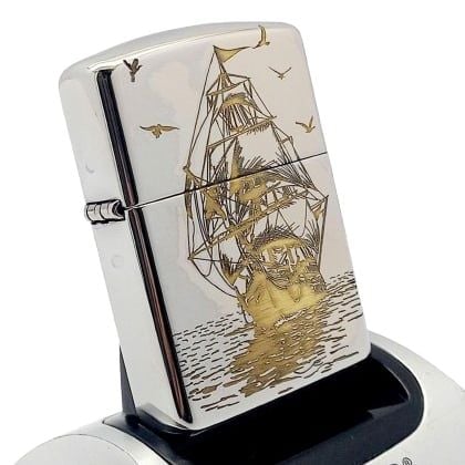Bật Lửa Zippo Armor Đồng Mạ Chrome Chủ Đề Thuận Buồm Xuôi Gió ZKC56