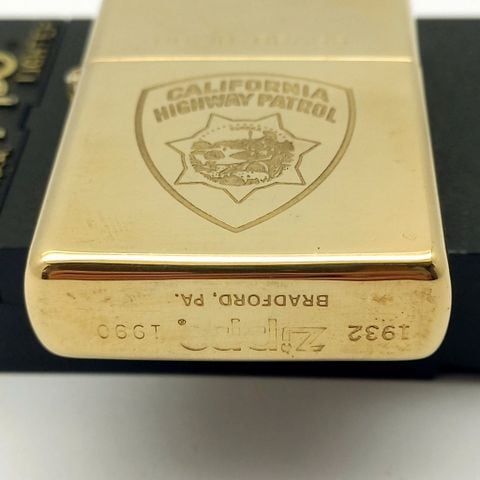 Bật Lửa Zippo Đồng Nguyên Khối Solid Brass Ăn Mòn Chủ Đề Hiếm Gặp Chu Niên 1932 - 1990 ZQH183