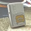 BẬT LỬA ZIPPO SATIN EMBLEM CHỦ ĐỀ LY RƯỢU JIMBEAM  NĂM 2008 Z77