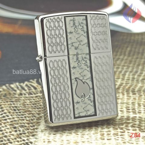 BẬT LỬA ZIPPO CHROME BÓNG HOA VĂN SƠN HẤP NHIỆT VÂN ĐÁ LOGO NGỌN LỬA BẢN XUẤT CHÂU ÂU NĂM 2011 Z84