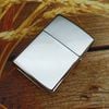 BẬT LỬA ZIPPO CHROME BÓNG CHỦ ĐỀ LOGO BẬT LỬA ZIPPO NĂM 2011 Z144