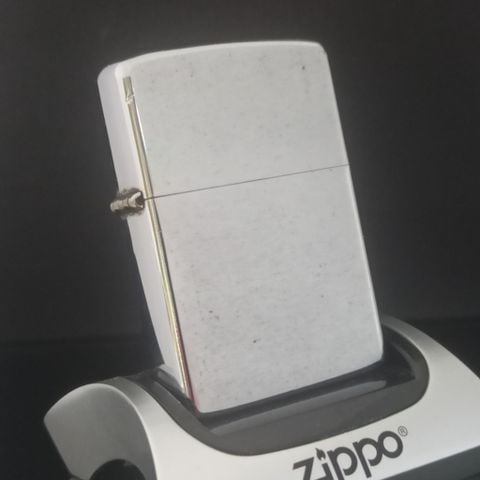Bật Lửa Zippo Cổ Used Đồng Khối Mạ Chrome Phay Xước Trơn Năm 1974 Đời 8 Vạch Sắc ZCU34