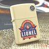 BẬT LỬA ZIPPO SƠN TĨNH ĐIỆN CHỦ ĐỀ LIONEL KỶ NIỆM 100 NĂM BẢN XUẤT CHÂU ÂU ĐỜI XVI NĂM 2000 ZL105