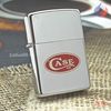 BẬT LỬA ZIPPO CHROME BÓNG CHỦ ĐỀ CASE BẢN XUẤT CHÂU ÂU ĐỜI X NĂM 1994 ZL119