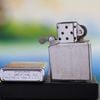 BẬT LỬA ZIPPO CHROME BÓNG CHỦ ĐỀ CHIẾN BINH ĐẦU LÂU BẢN XUẤT CHÂU ÂU ĐỜI XIII NĂM 1997 ZL131