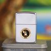 BẬT LỬA ZIPPO CHROME BÓNG EMBLEM LOGO KỶ NIỆM 60 NĂM THÀNH LẬP HÃNG ĐỜI VIII NĂM 1992 ZL151