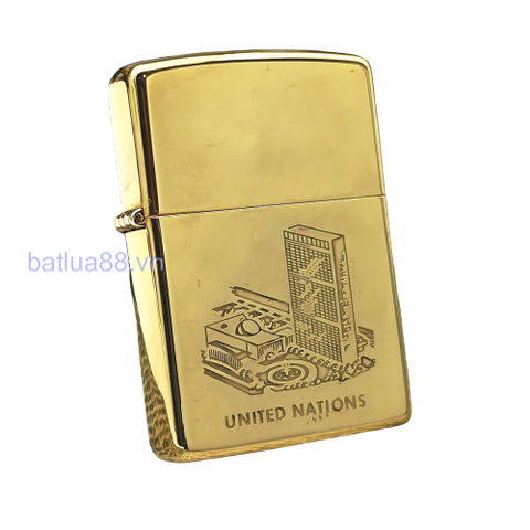 BẬT LỬA ZIPPO BRASS MẠ VÀNG ĂN MÒN CHỦ ĐỀ NHÀ QUỐC HỘI MỸ ĐỜI IX NĂM 1993 ZL236