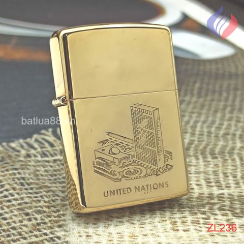 BẬT LỬA ZIPPO BRASS MẠ VÀNG ĂN MÒN CHỦ ĐỀ NHÀ QUỐC HỘI MỸ ĐỜI IX NĂM 1993 ZL236