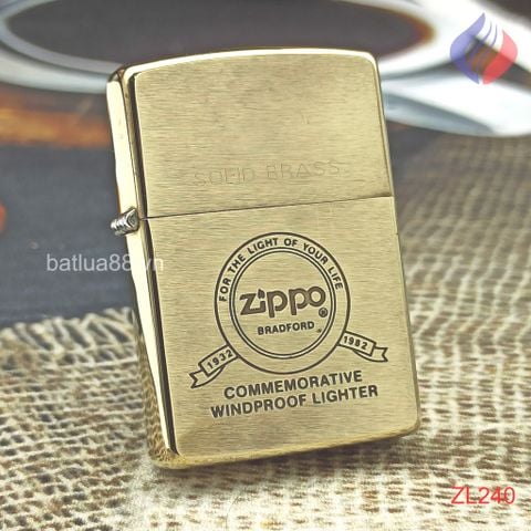BẬT LỬA ZIPPO BRASS ĂN MÒN CHỦ ĐỀ LOGO ZIPPO ĐỜI XI NĂM 1995 ZL240