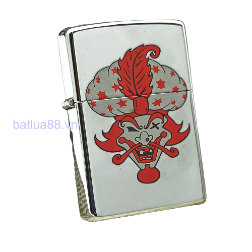 BẬT LỬA ZIPPO CHROME BÓNG SƠN HẤP NHIỆT CHỦ ĐỀ CHÚ HỀ MA QUÁI ĐỜI XVI NĂM 2000 ZL245