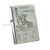 BẬT LỬA ZIPPO SƠN HẤP NHIỆT CHỦ ĐỀ NỮ THẦN TỰ DO ĐỜI XIV LA MÃ SẢN XUẤT NĂM 1998 - ZL257