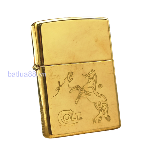 BẬT LỬA ZIPPO BRASS CHỦ ĐỀ NGỰA ĐỜI XV LA MÃ SẢN XUẤT NĂM 1999 - ZL262