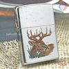 BẬT LỬA ZIPPO CHROME BÓNG SƠN HẤP NHIỆT CHỦ ĐỀ NAI RỪNG ĐỜI XVI NĂM 2000 ZL50