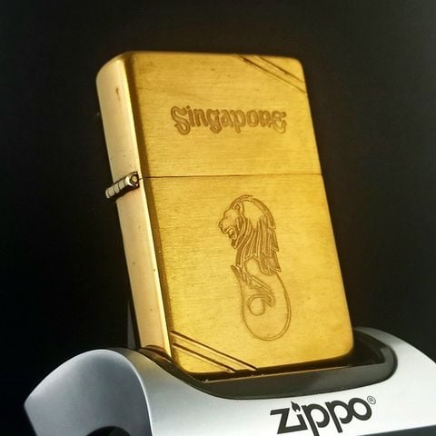 Bật Lửa Zippo Brass Vintage Chặt Góc Chủ Đề Sư Tử Biển Singapo Đời III La Mã Năm 1987 ZL575