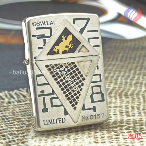 BẬT LỬA ZIPPO MẠ BẠC LIMITED CHỦ ĐỀ BÒ SÁT ĐỜI XIII NĂM 1997 ZL85