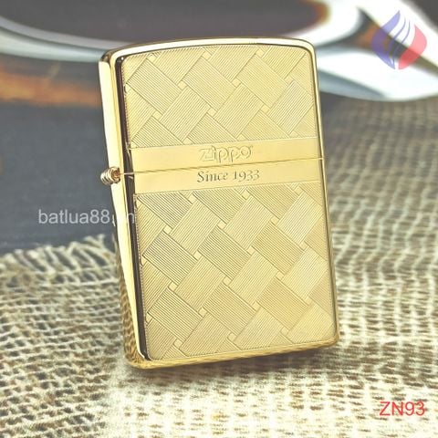 BẬT LỬA ZIPPO XUẤT NHẬT MẠ VÀNG 22K VÂN CARO CHÉO SẢN XUẤT NĂM 2018 - ZN93