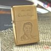 ZIPPO VINTAGE BRASS KHÔNG CHẶT GÓC CHỦ ĐỀ TỔNG THỐNG HOA KỲ RẤT HIẾM ĐỜI V LA MÃ SẢN XUẤT 1989 - ZQH8