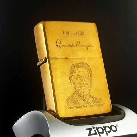 ZIPPO VINTAGE BRASS KHÔNG CHẶT GÓC CHỦ ĐỀ TỔNG THỐNG HOA KỲ RẤT HIẾM ĐỜI V LA MÃ SẢN XUẤT 1989 - ZQH8