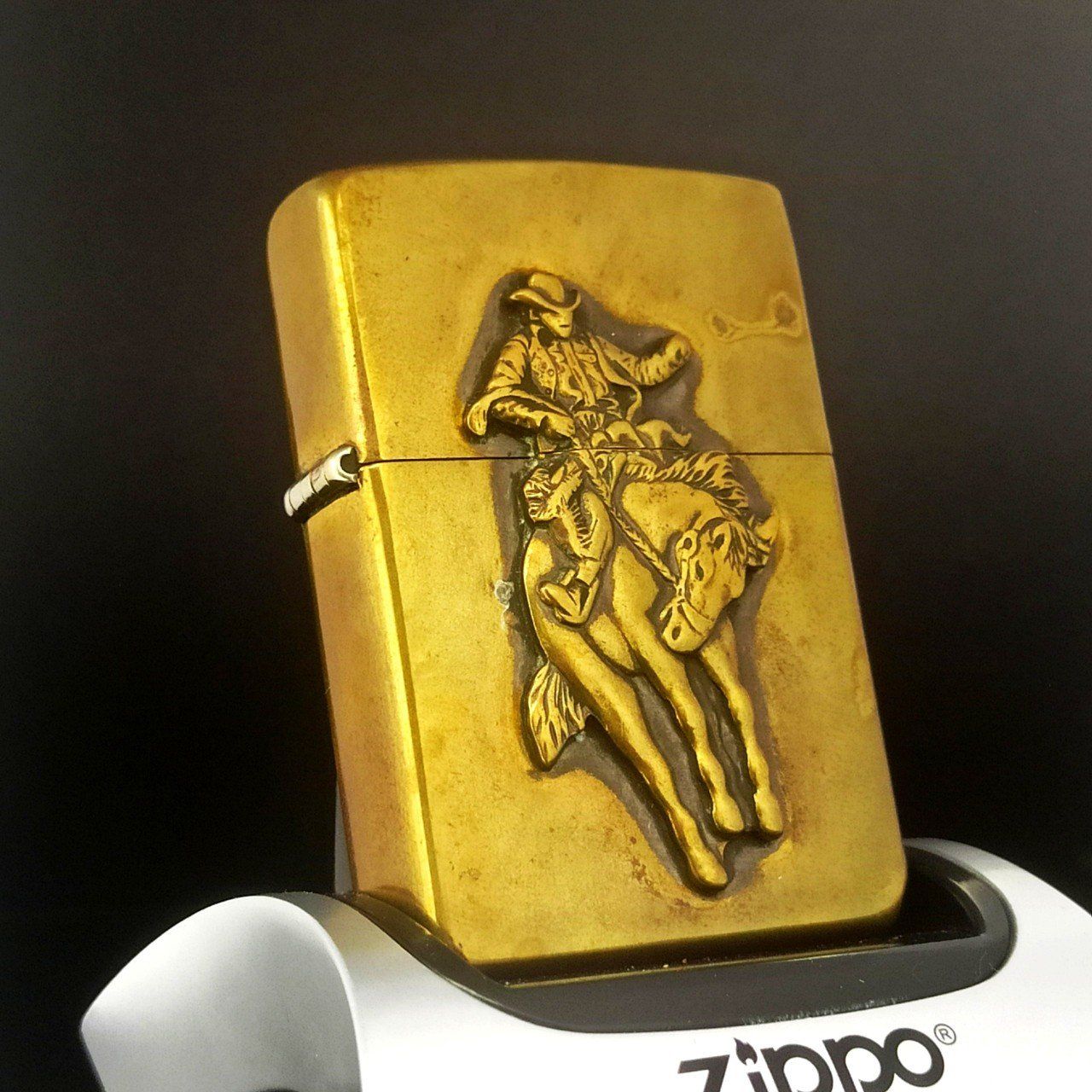 Bật Lửa Zippo Đồng Khối Emblem Marlboro Rất Hiếm Giá Trị Sưu Tầm Cao Đời XV La Mã Năm 1999 ZQHU81