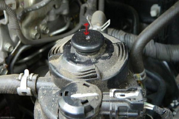 Bộ tách hơi nhớt động cơ CHEVROLET AVALANCHE 2013