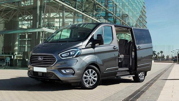 Cấp bảo dưỡng ở 100.000 Km Ford Tourneo