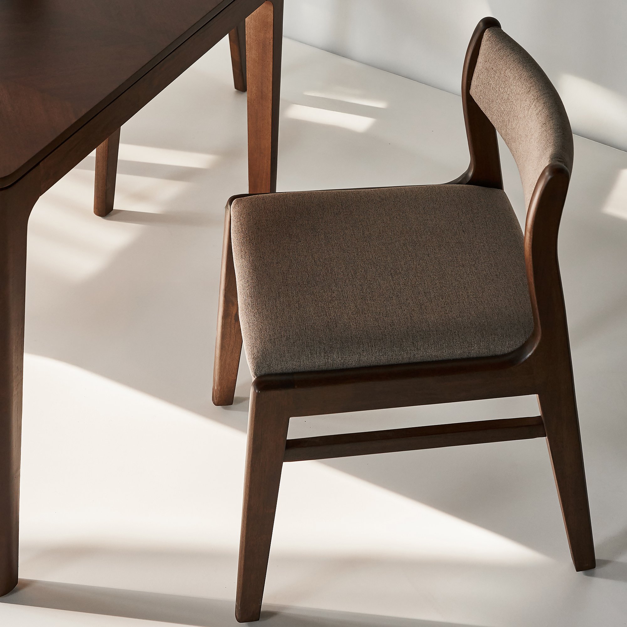  Ghế Ăn Gỗ Cao Su Tự Nhiên HOBRO 301 