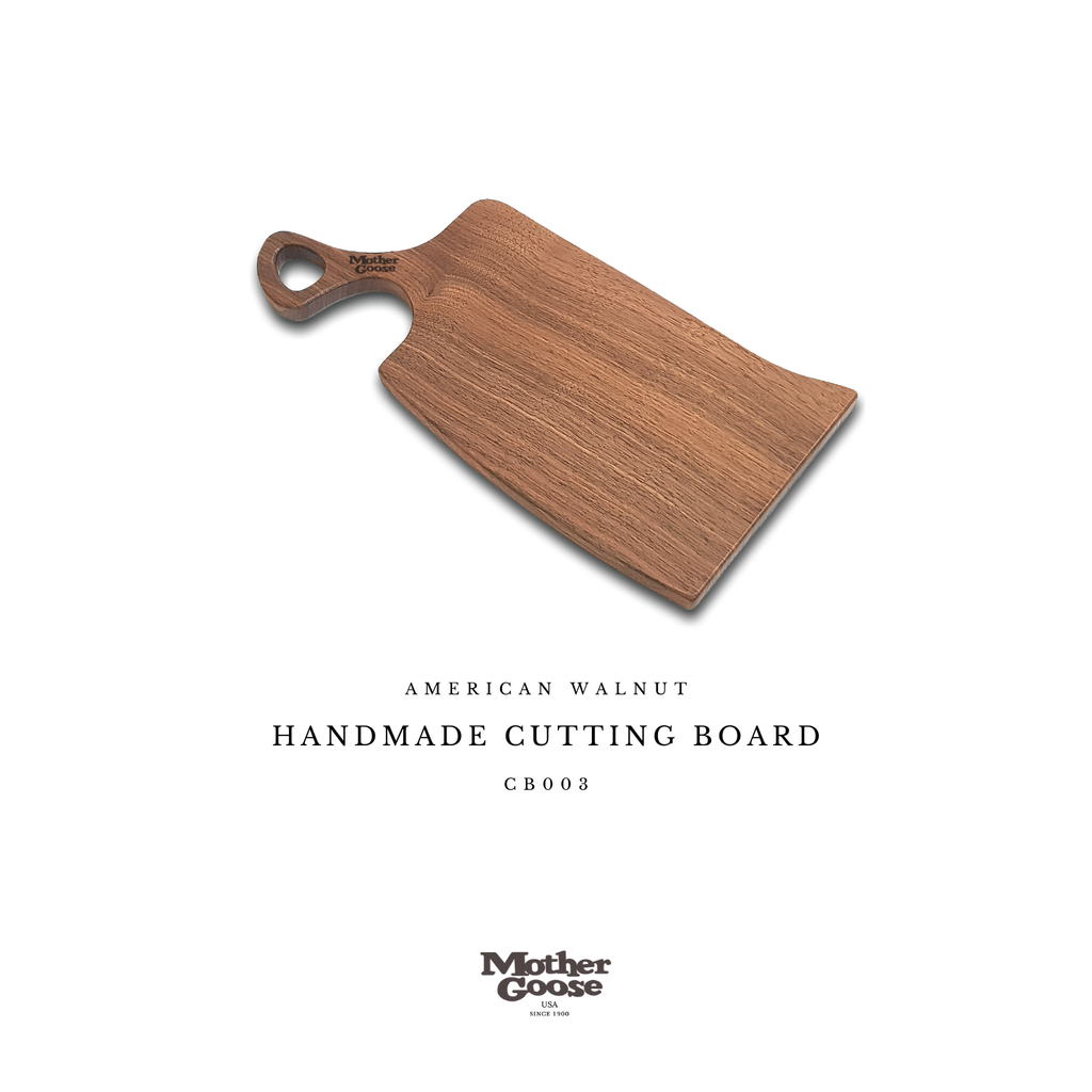  WALNUT CUTTING & SERVING BOARD - CURVY 