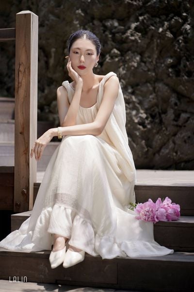  Chân Váy Tơ Thư Ánh 