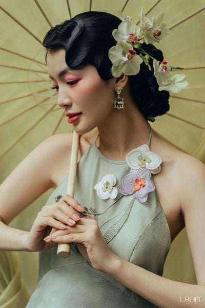  Đầm Tơ Đính Kết Cẩm Thy 