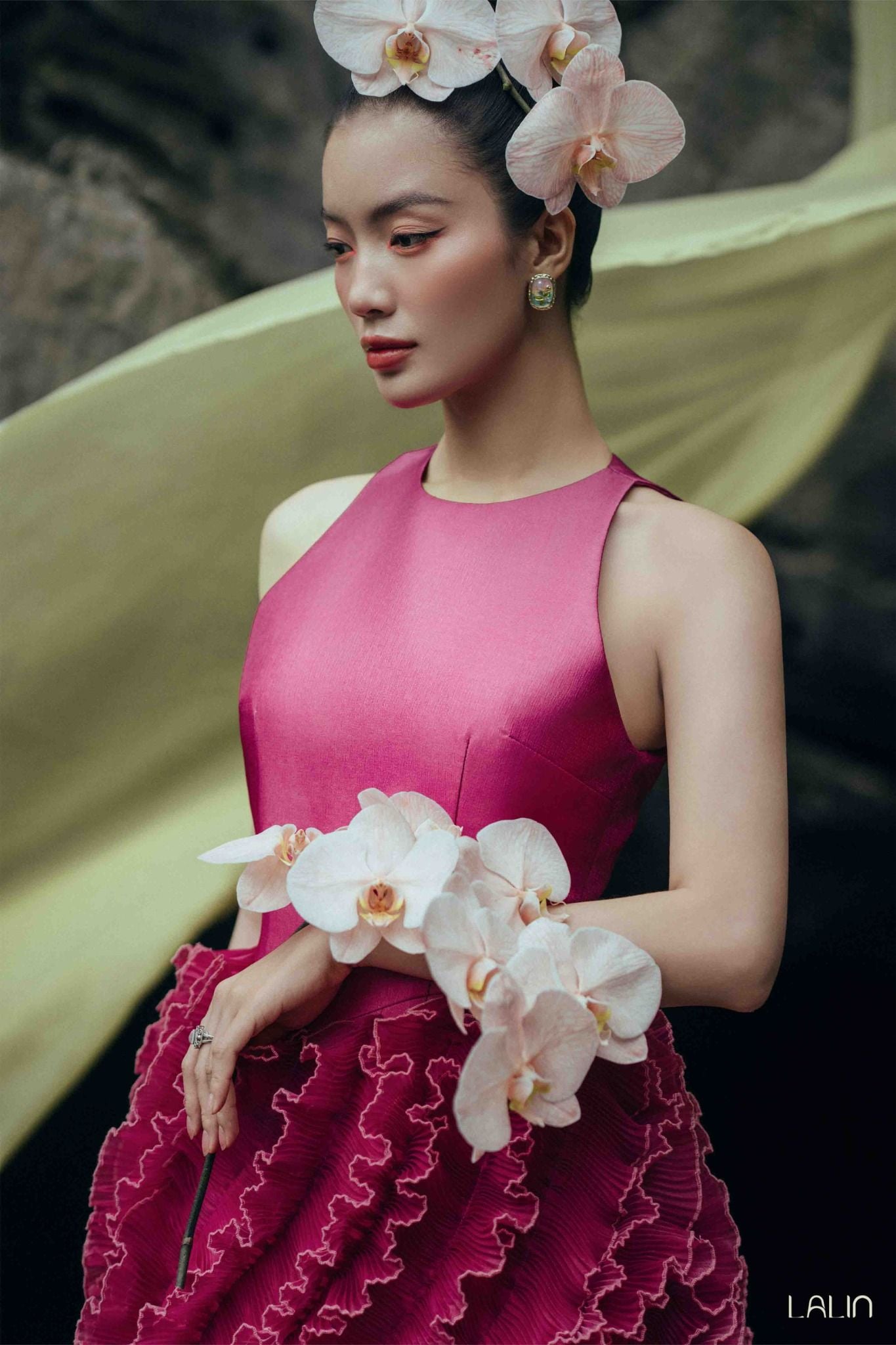 Đầm Tafta Cẩm Vũ