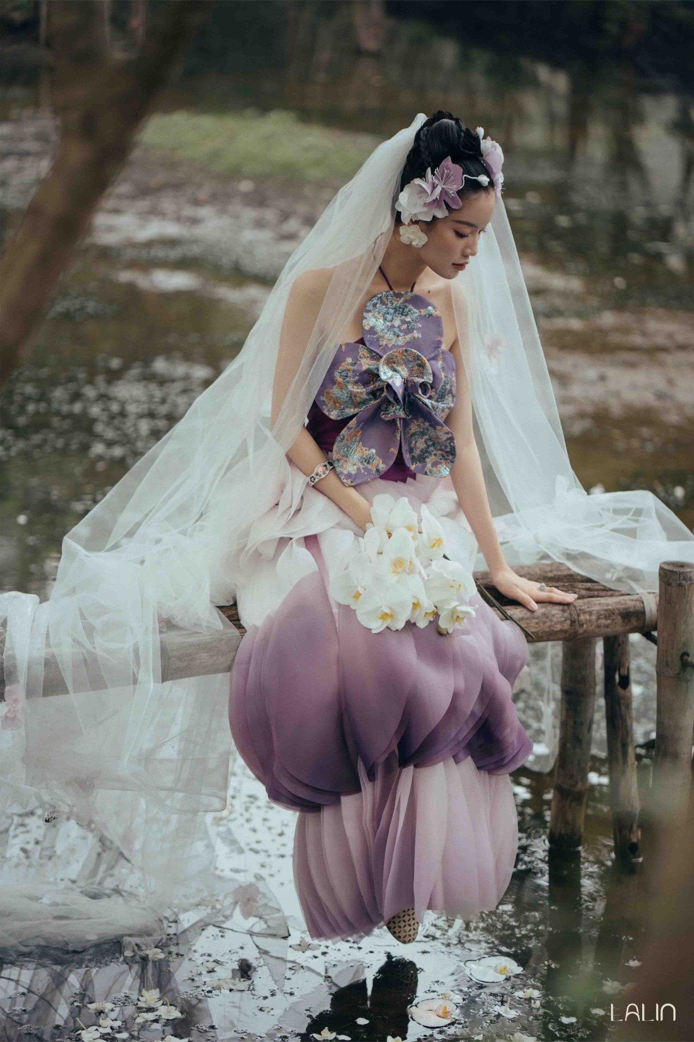 Đầm Tơ Cẩm Hoa