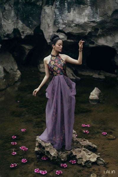  Đầm Gấm Cẩm Huyền 