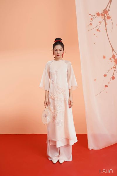  Áo Dài Uyên Liên 