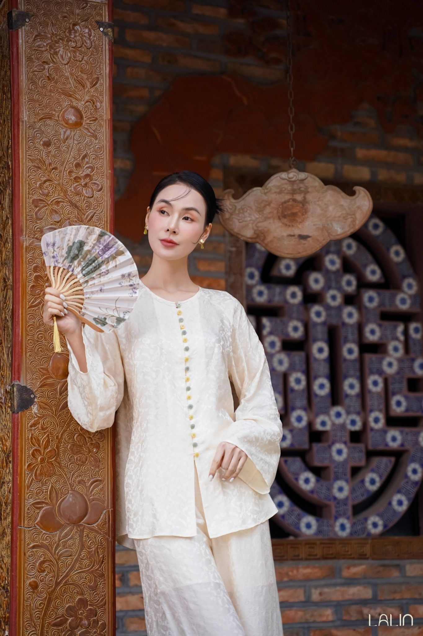 Quần Tơ Tằm Điểm Thanh