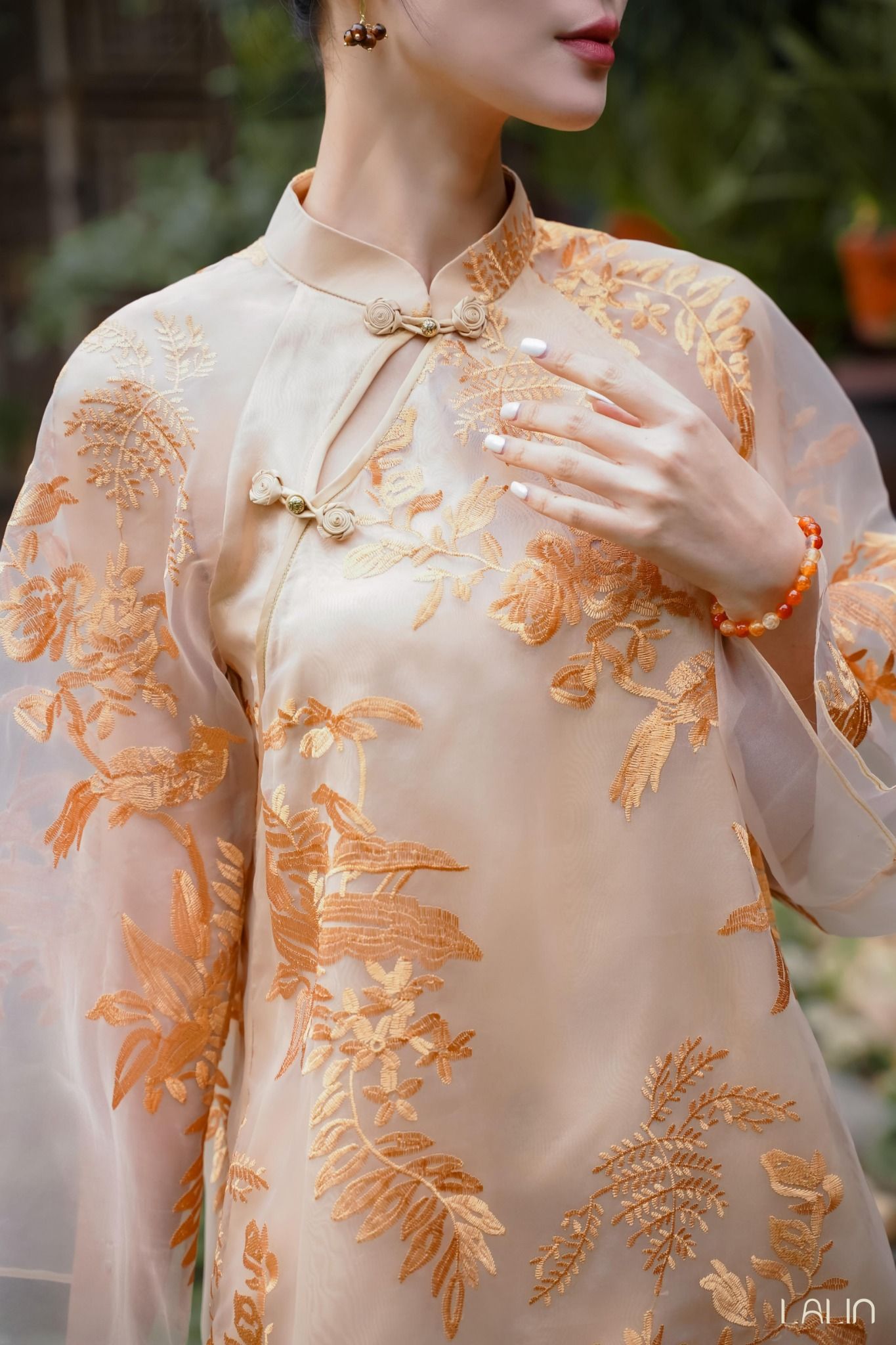 Áo Tơ Thêu Điểm Miên