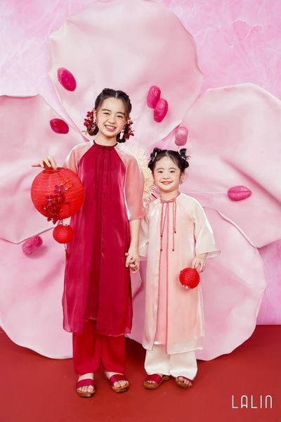  Áo Dài Nhí Uyên Nhã 