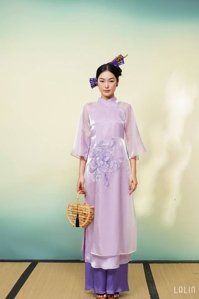  Áo Dài Uyên Cúc 
