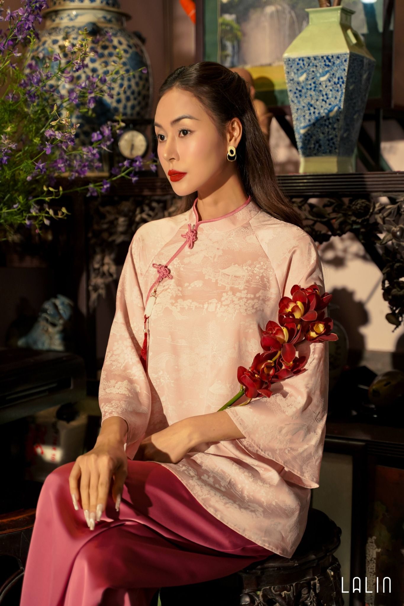 Áo Lụa Nhã Uyển