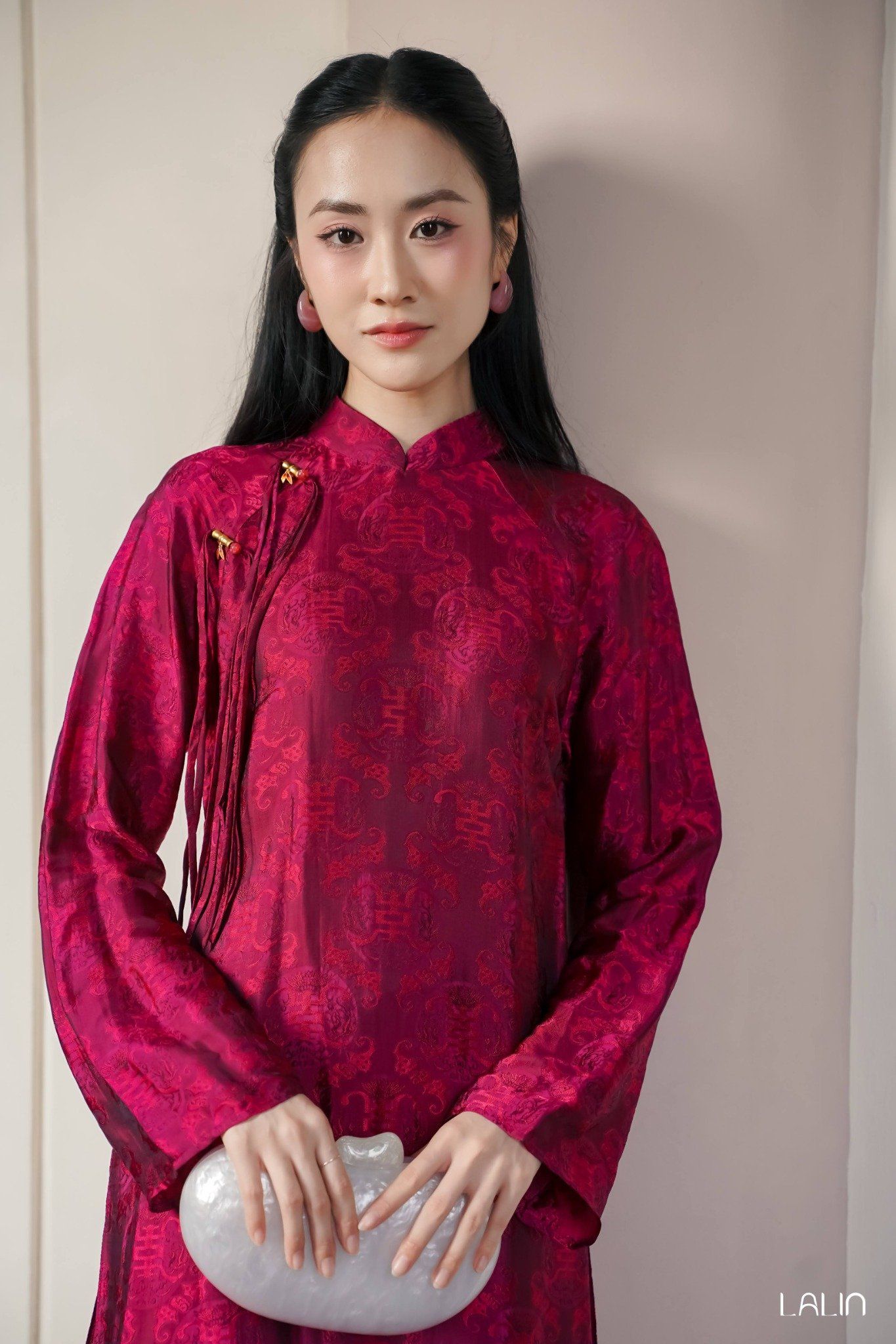 Áo Dài Tơ Tằm Cẩm Yên