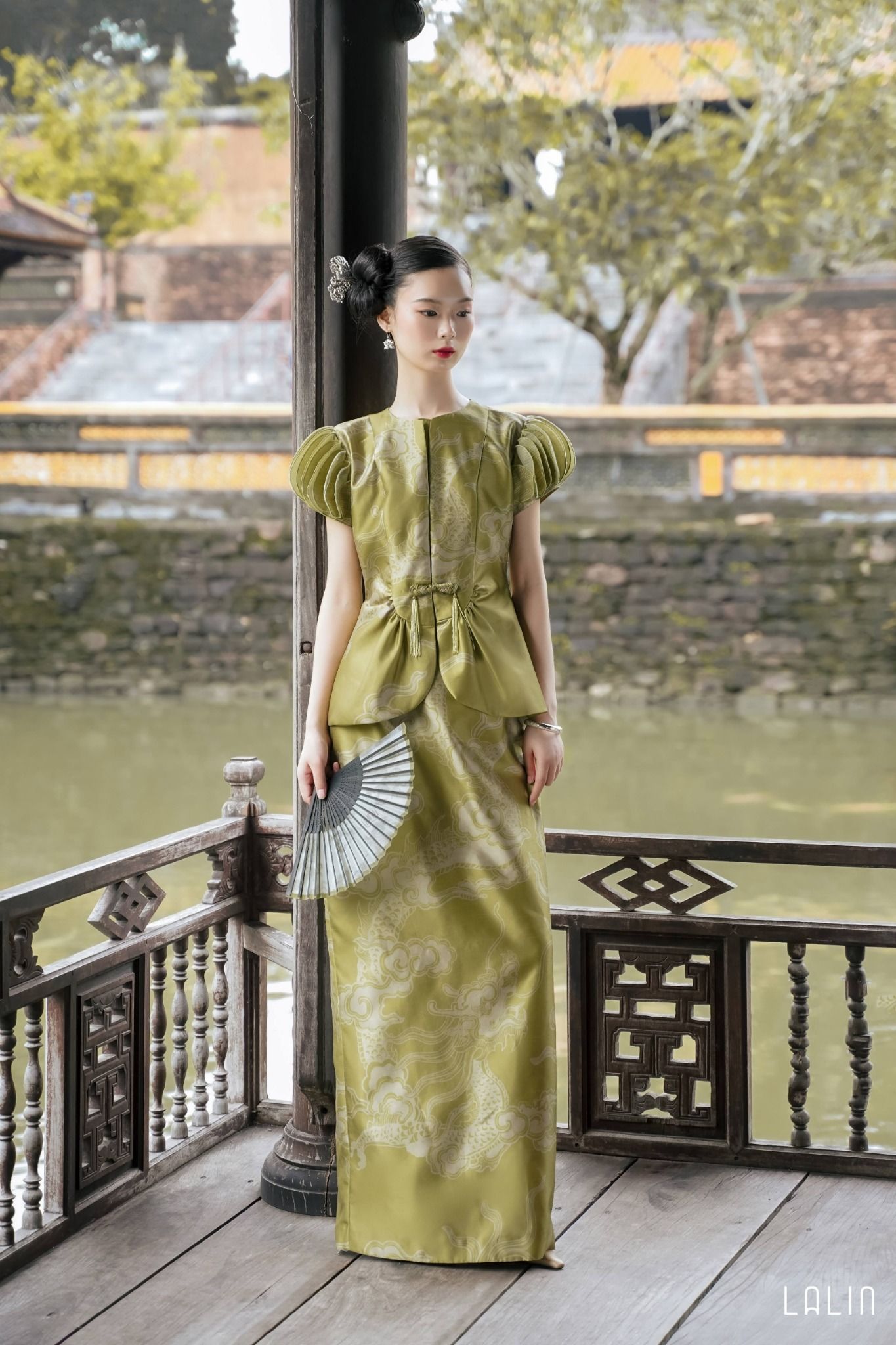 Chân Váy Tafta Ngọc Long