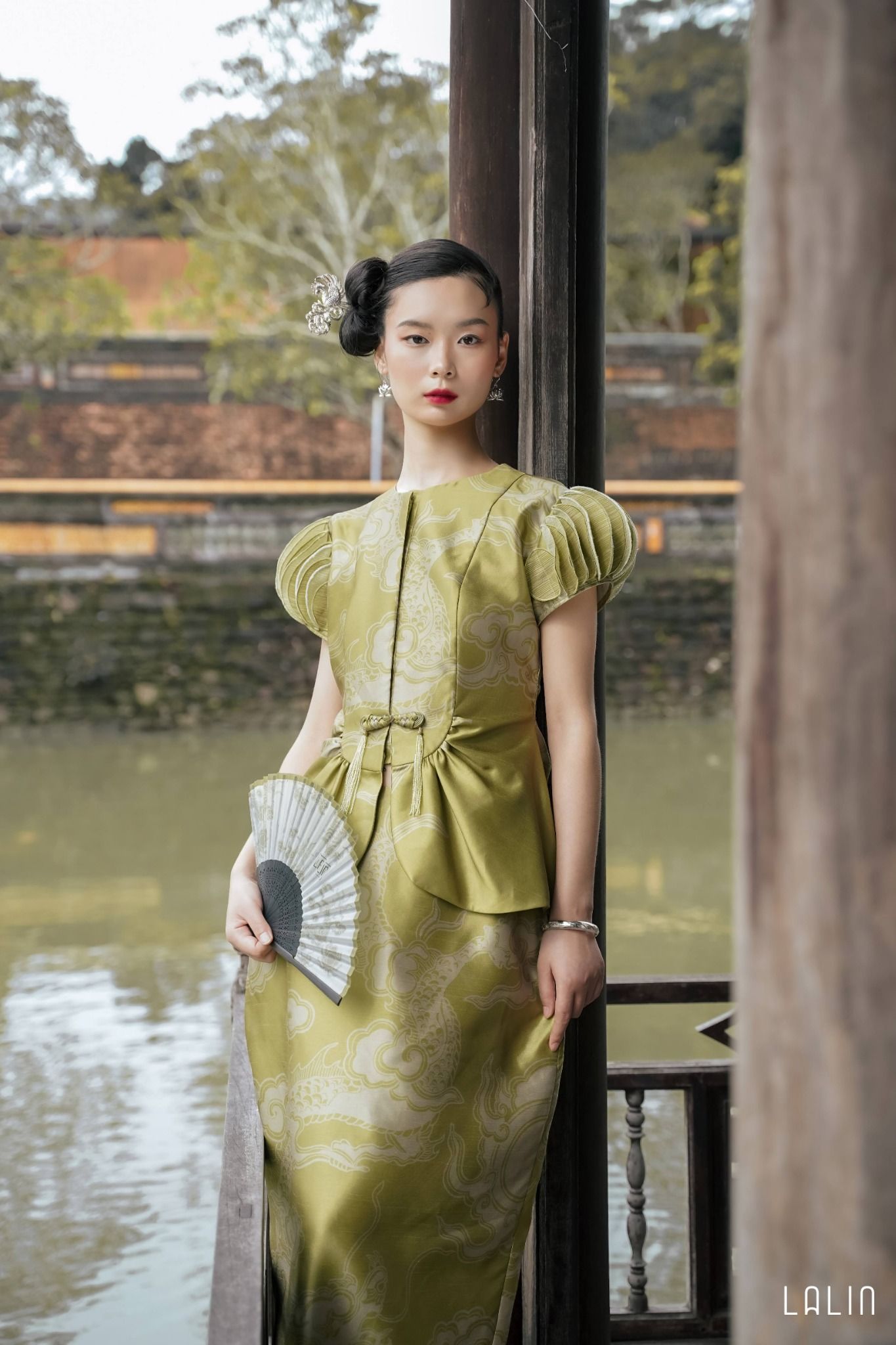 Chân Váy Tafta Ngọc Long