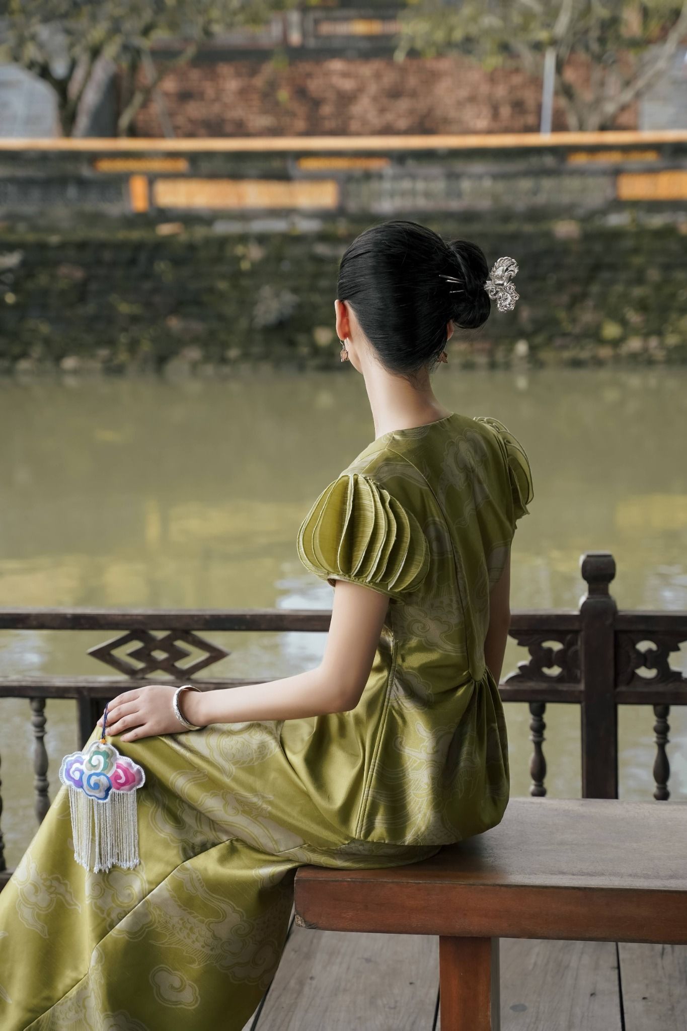 Chân Váy Tafta Ngọc Long