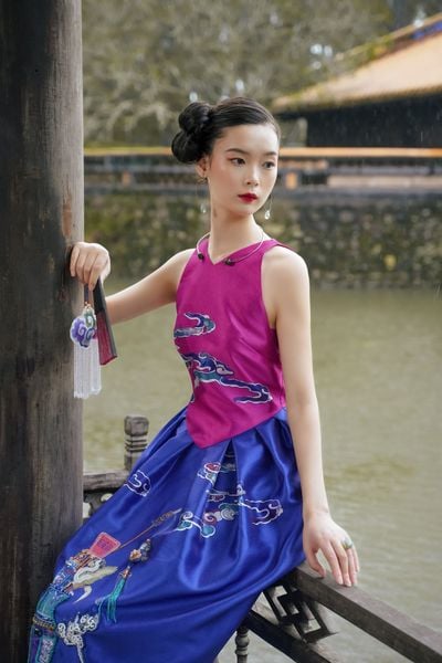  Đầm Tafta Ngọc Uyển 