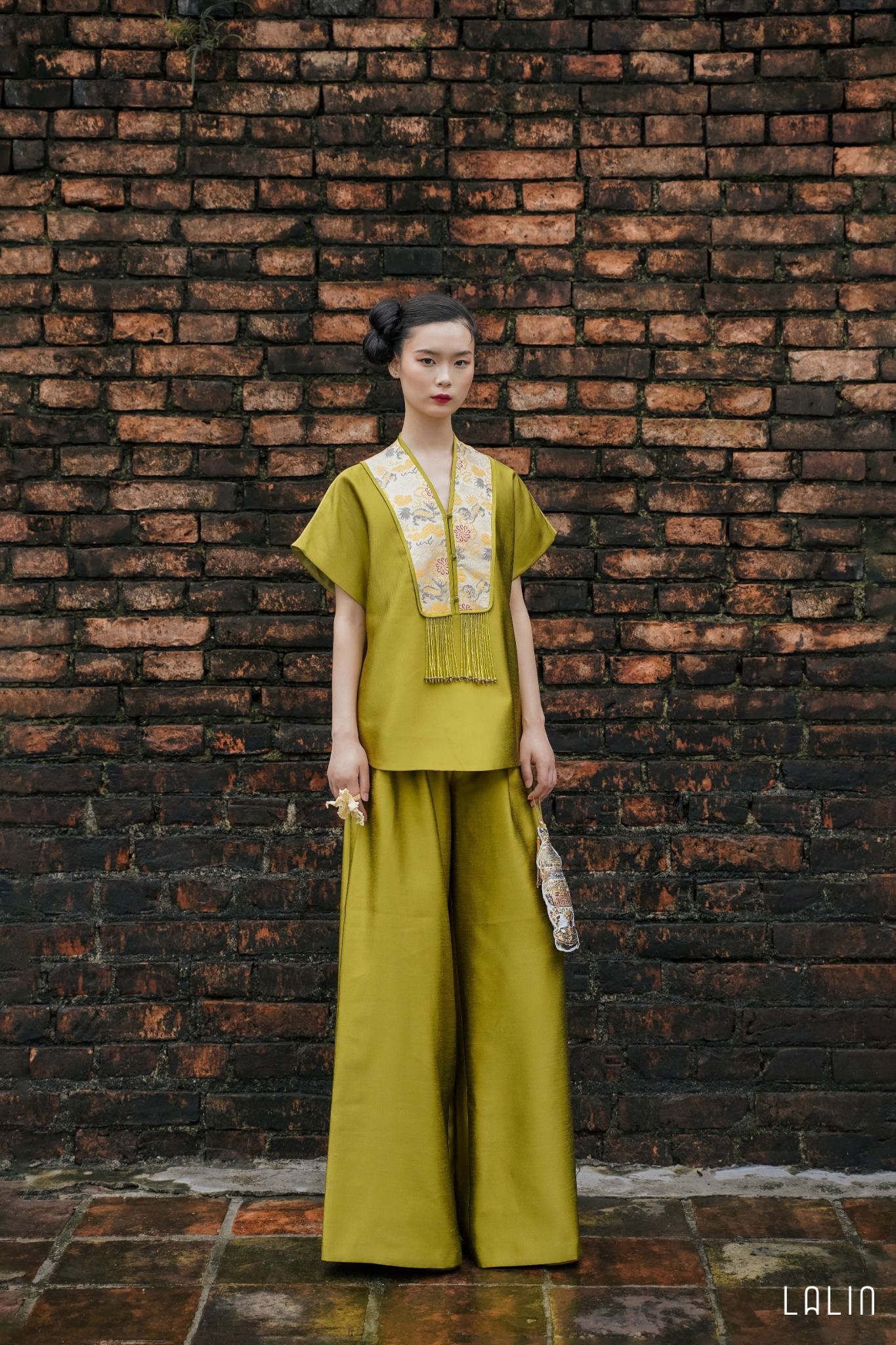 Quần Tafta Uyển Ngân