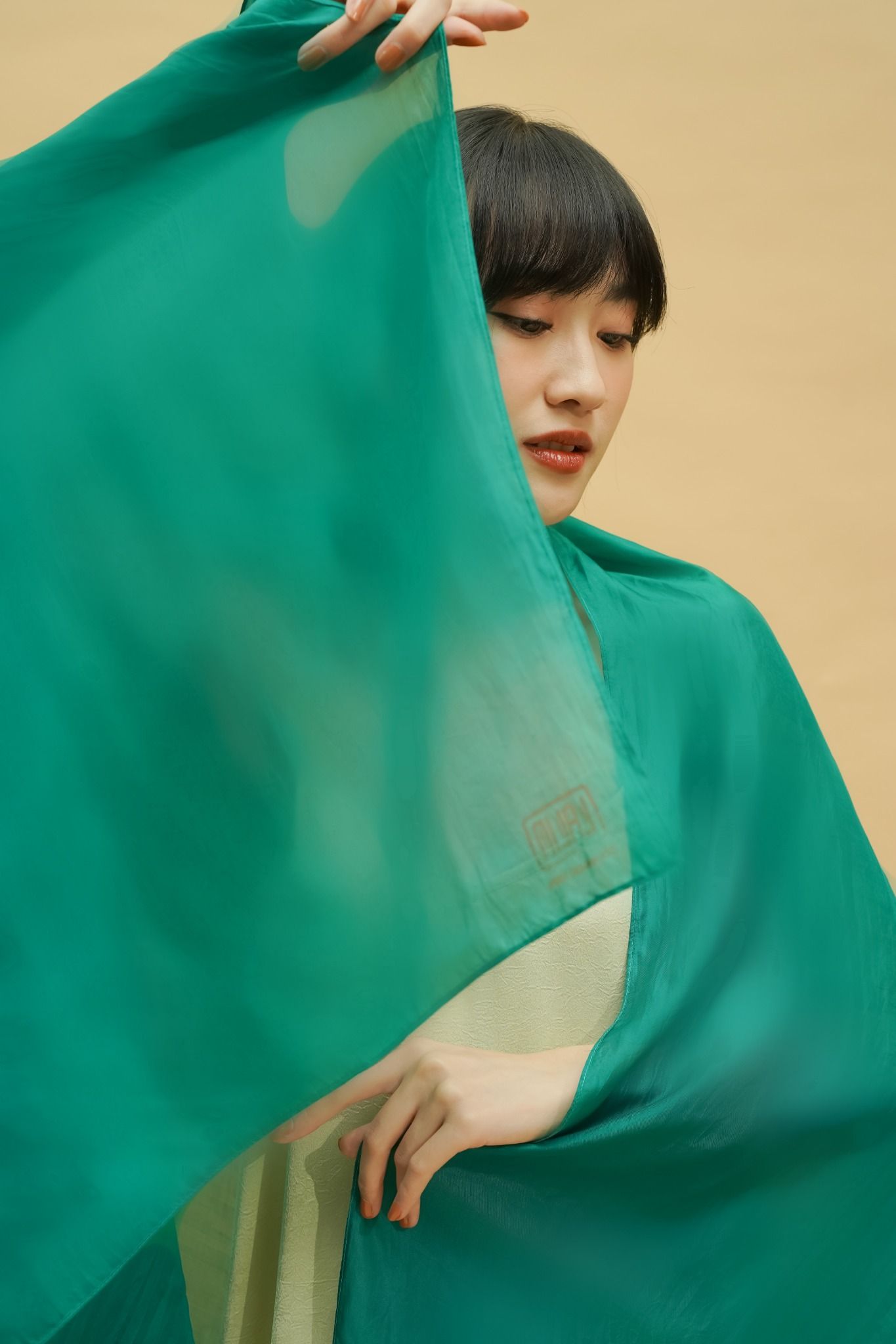 Khăn lụa Vân Du