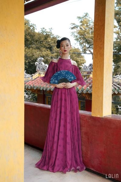  Đầm Xếp Ly Thy Uyển 