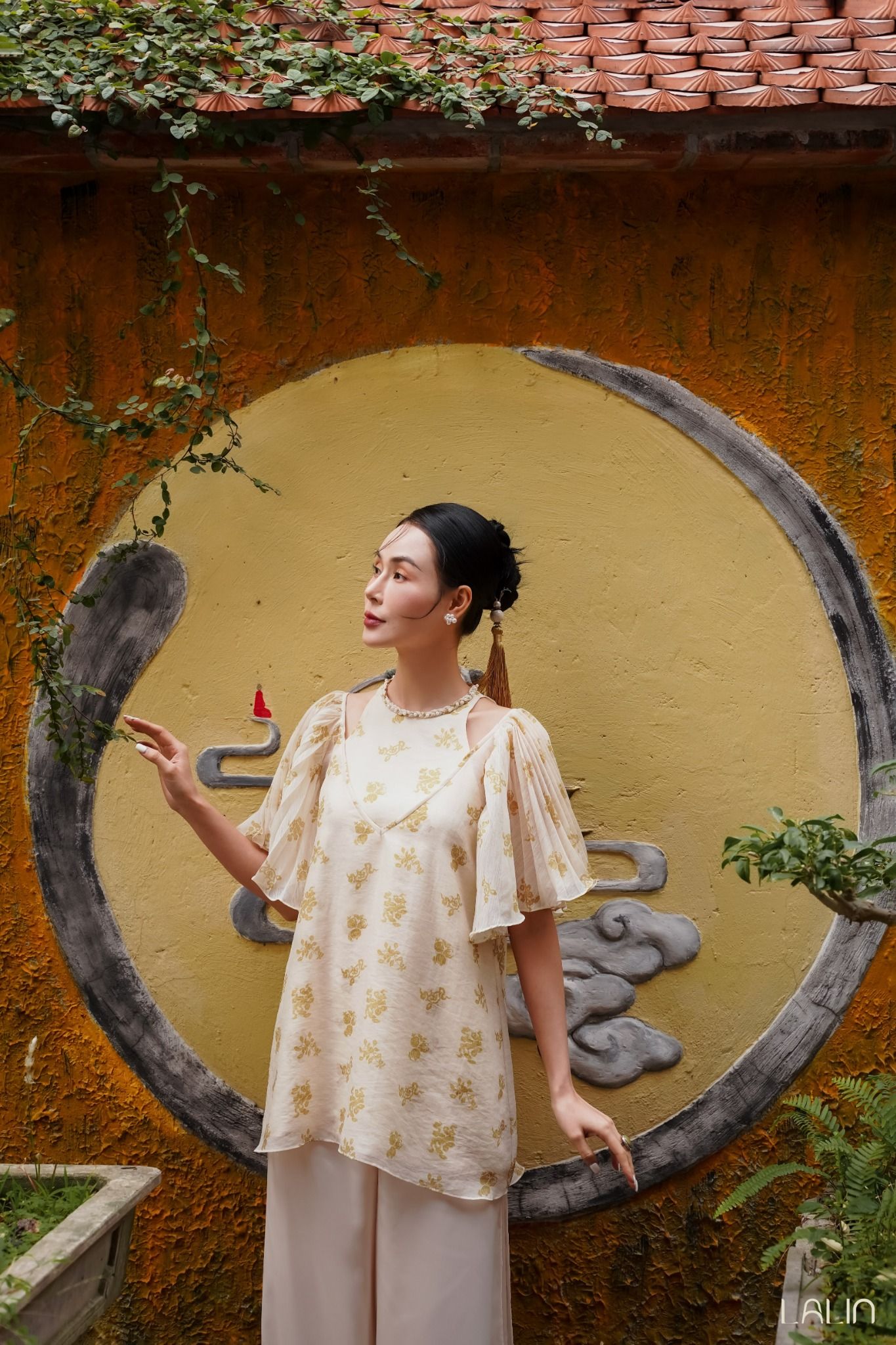 Áo Tơ Điểm Nhã