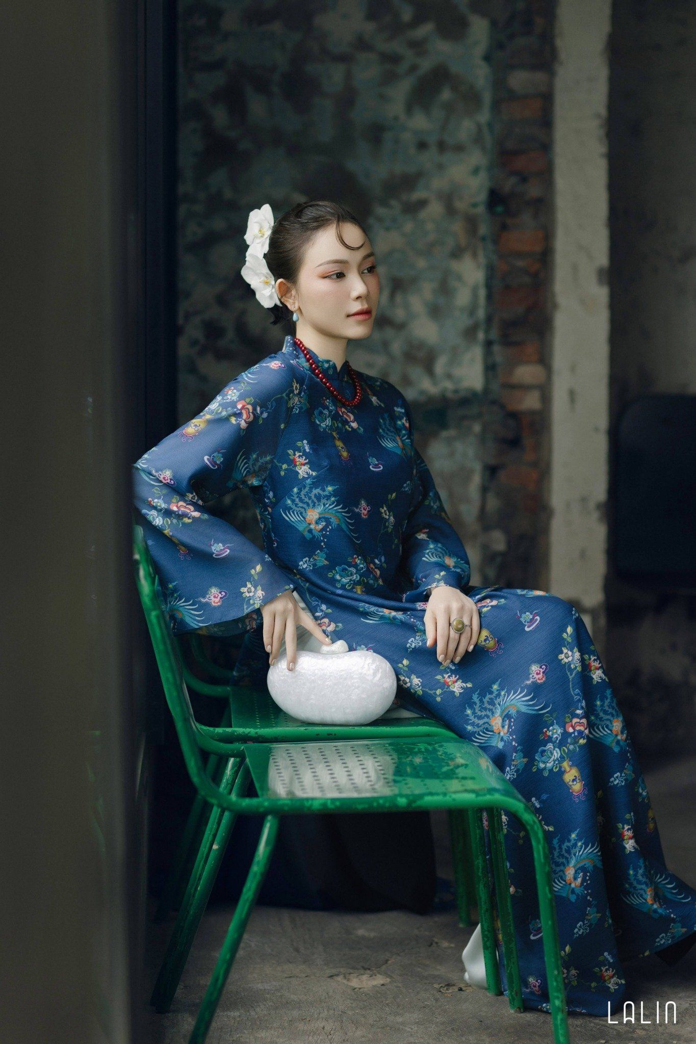 Áo Dài Tơ Lam Chi